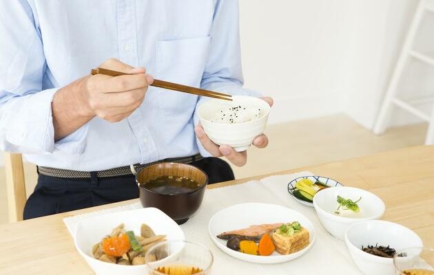 日常健康飲食中，葷素食如何搭配？